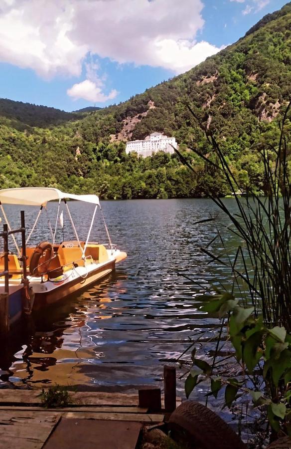 Villa Enrico Monticchio  Zewnętrze zdjęcie
